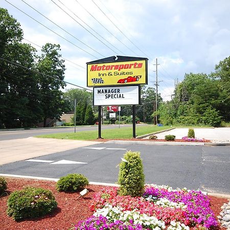 Millville Motorsports Inn And Suites Exterior foto