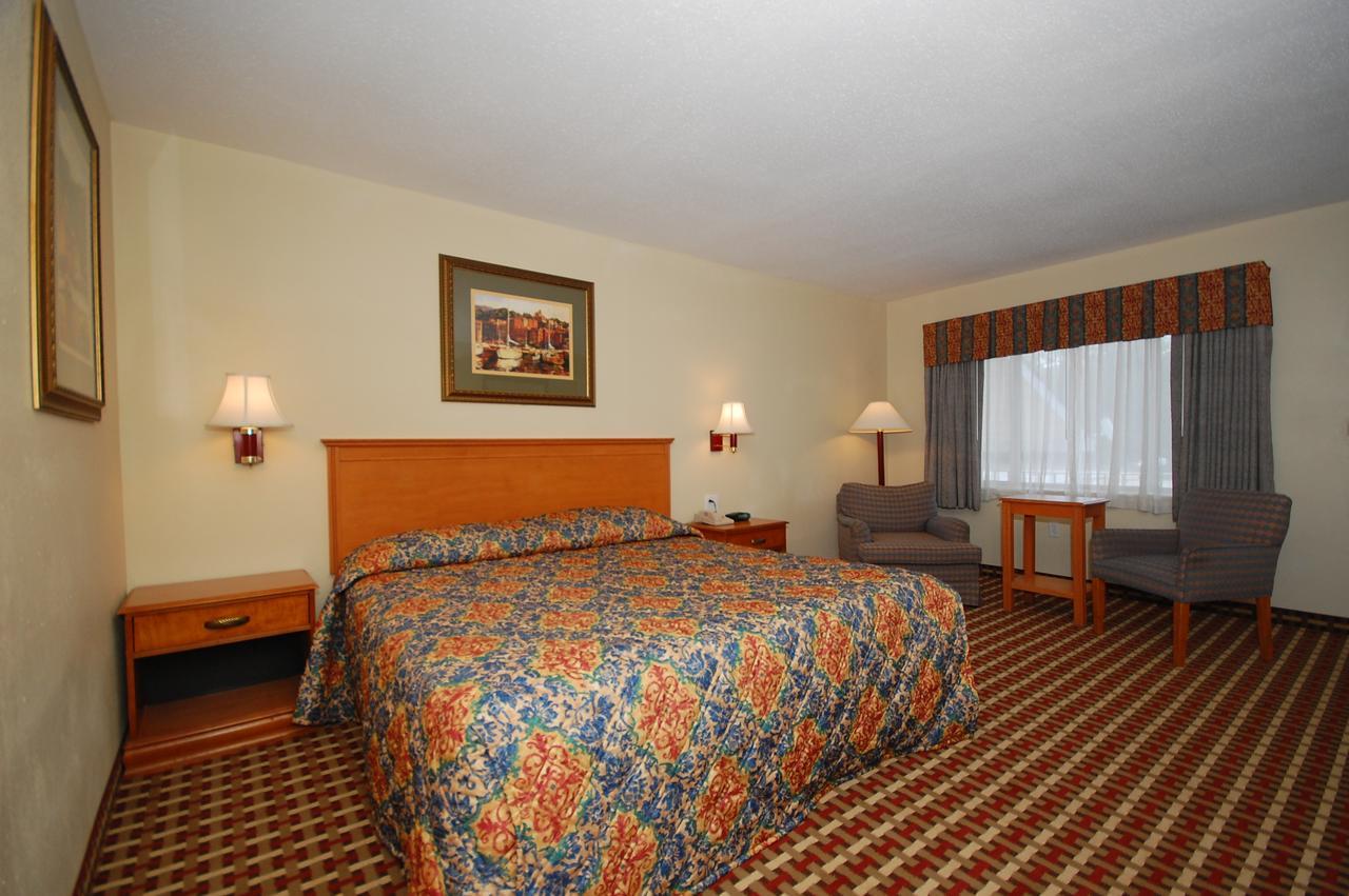 Millville Motorsports Inn And Suites Exterior foto